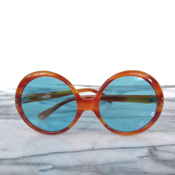 Vintage Accessories - Vintage Italian Round Retro Mid-Size Sunglasses